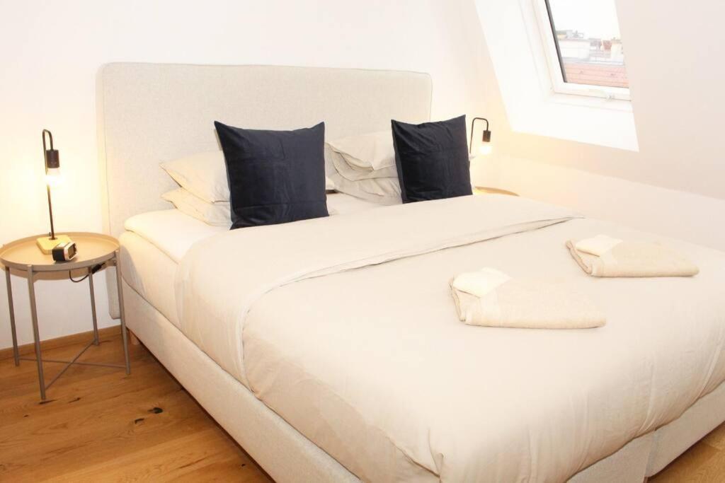 Orestaliving - View Of Viena Exterior foto